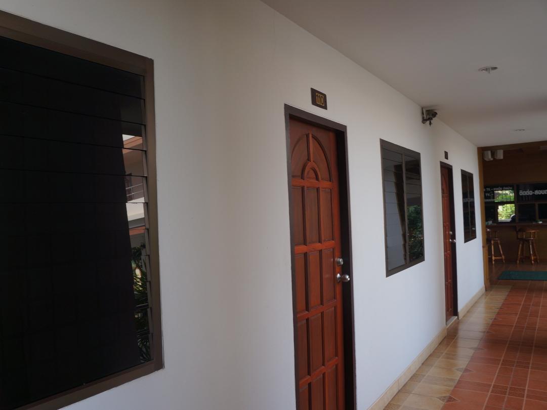Jj Palace เจเจ พาเลซ Ban Si Than Exterior photo